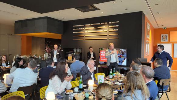 In an interview with the LZ direkt editorial team, salesman Frank Langanki (E-Center Langanki in the Hessen-Center) and store manager Stefan Zizek (Rewe Markt Wiesbaden-Erbenheim) talked about the supermarket as a meeting place for shopping experiences, tastings and lots of regional products.