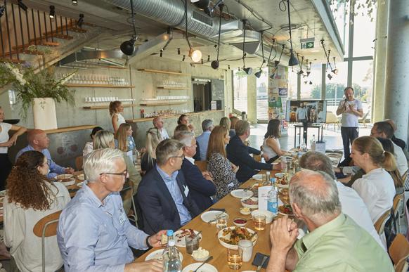 TV chef and owner of Hobenköök, Thomas Sampl, spoke about regionality, manufactories and sustainability. 